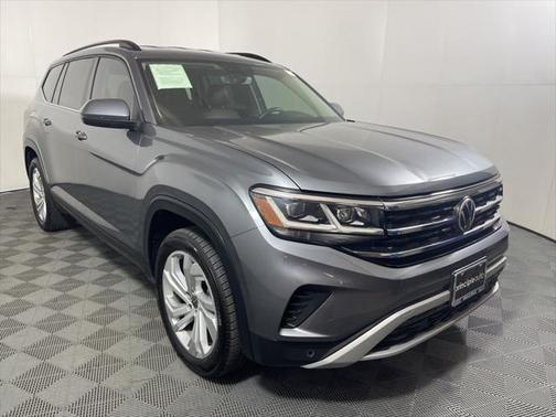 2022 Volkswagen Atlas 3.6L SE w/Technology