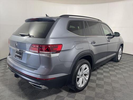 2022 Volkswagen Atlas 3.6L SE w/Technology