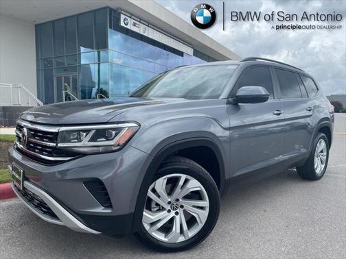 2022 Volkswagen Atlas 3.6L SE w/Technology