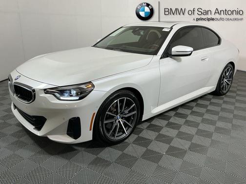 2024 BMW 230 i