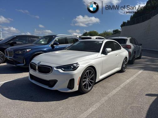 2024 BMW 230 i