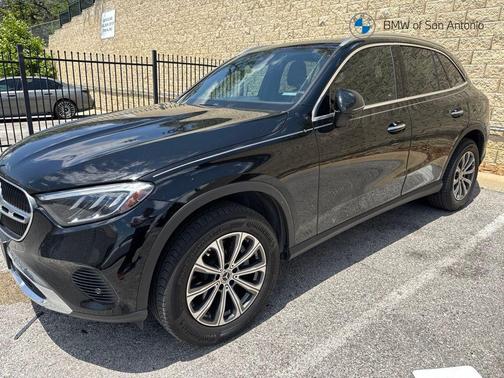 Black 2023 Mercedes-Benz GLC 300 4MATIC