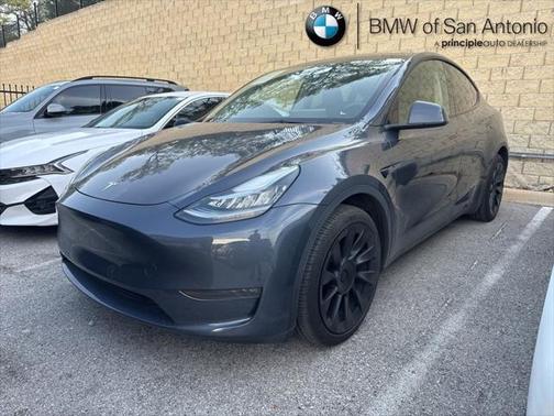 2023 Tesla Model Y Long Range Dual Motor All-Wheel Drive