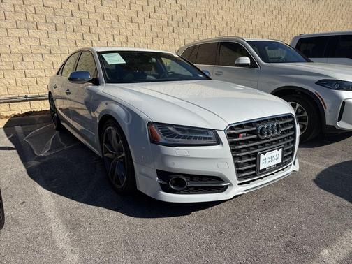 2017 Audi S8 4.0T Plus