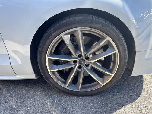 2017 Audi S8 4.0T Plus