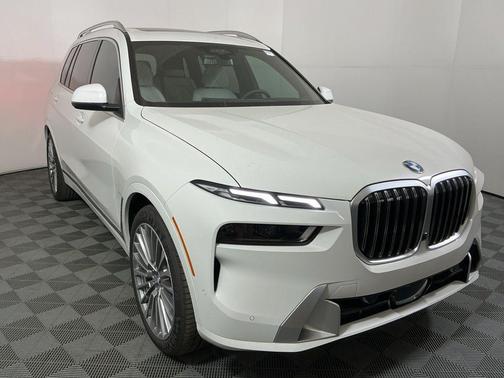 2026 BMW X7 xDrive40i