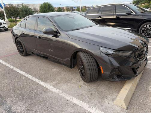 Dark Graphite Metallic 2024 BMW 530 xDrive