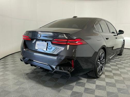Dark Graphite Metallic 2024 BMW 530 xDrive