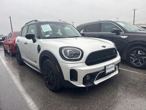 White Metallic 2024 MINI Countryman Cooper S ALL4