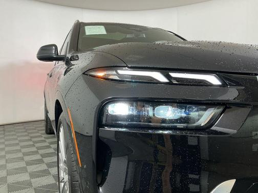 Black Sapphire Metallic 2025 BMW X7 xDrive40i
