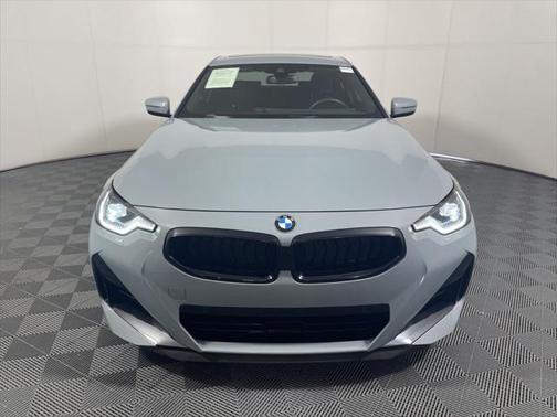 2024 BMW 230 i