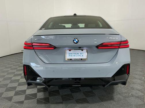 2026 BMW 540 xDrive