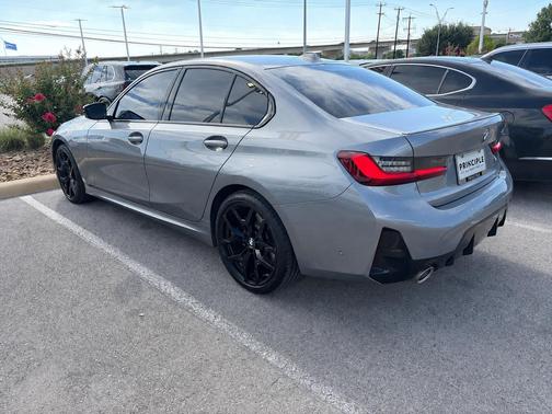 Skyscraper Grey Metallic 2025 BMW 330 330i