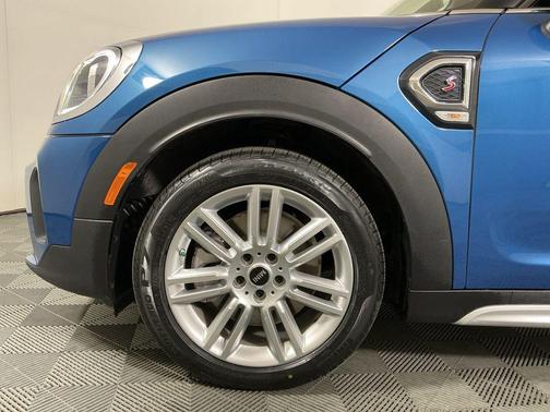 2023 MINI Countryman Cooper S