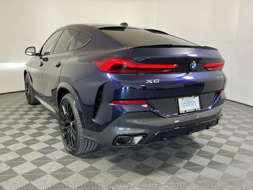 Tanzanite Blue II Metallic 2027 BMW X6 xDrive40i