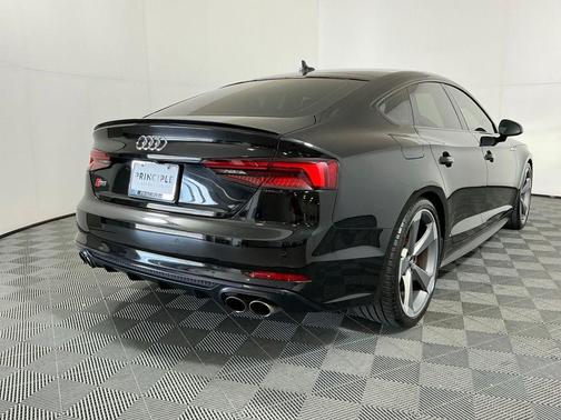 Mythos Black Metallic 2019 Audi S5 3.0T Premium Plus