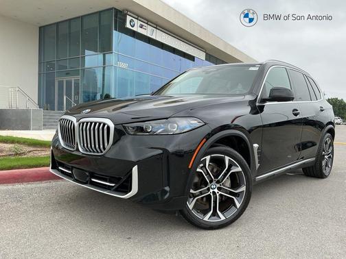 Black Sapphire Metallic 2024 BMW X5 sDrive40i