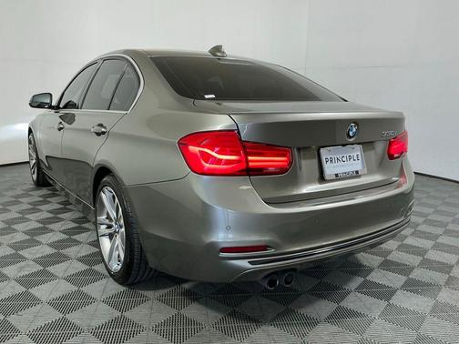 Platinum Silver Metallic 2018 BMW 330 330i