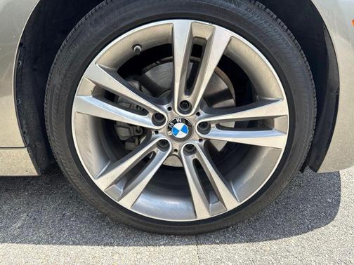 Platinum Silver Metallic 2018 BMW 330 330i