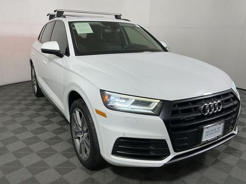 2020 Audi Q5 45 Premium Plus