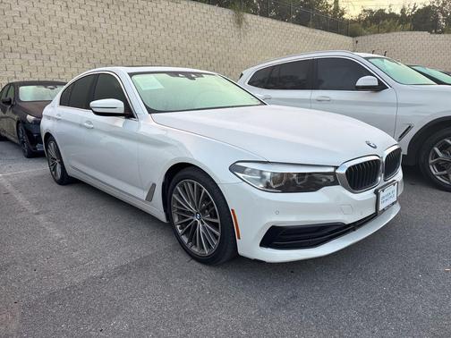 2019 BMW 530 i