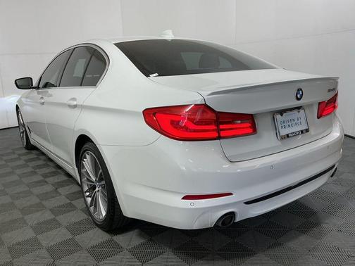 2019 BMW 530 i