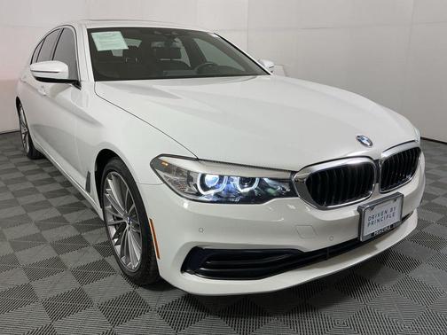 2019 BMW 530 i