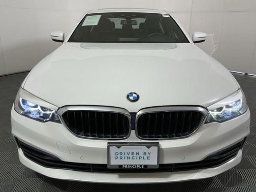 2019 BMW 530 i