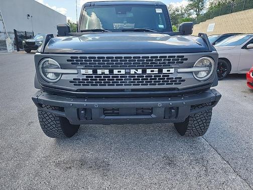 Shadow Black 2022 Ford Bronco Badlands