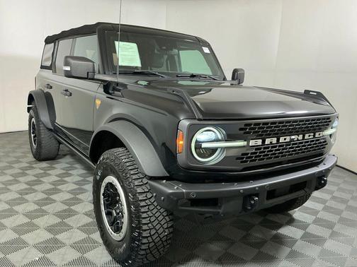 Shadow Black 2022 Ford Bronco Badlands