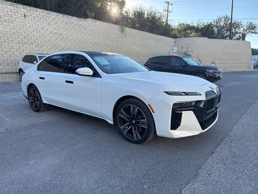 2024 BMW i7 eDrive50