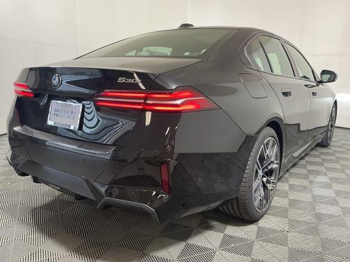 Black Sapphire Metallic 2026 BMW 530 530i