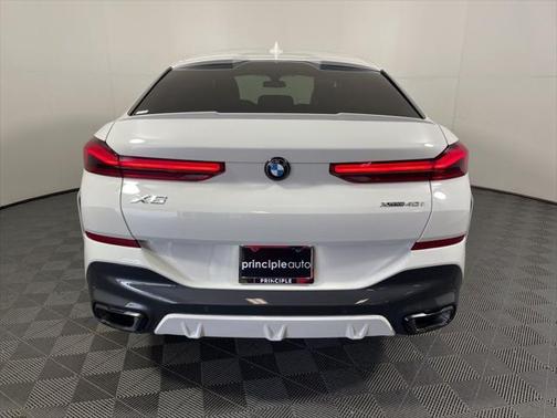 2023 BMW X6 xDrive40i
