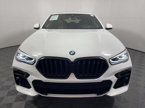 2023 BMW X6 xDrive40i