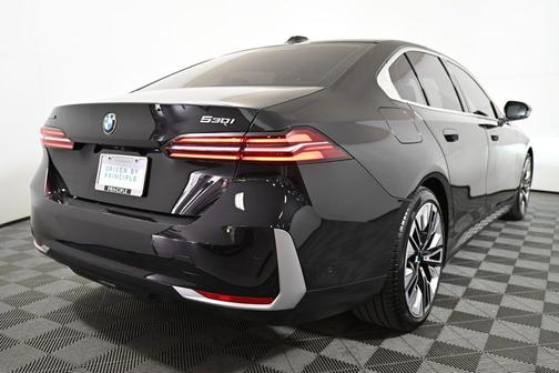 2025 BMW 530 xDrive