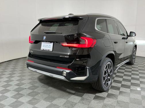 Jet Black 2026 BMW X1 xDrive28i