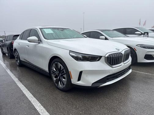2025 BMW i5 eDrive40