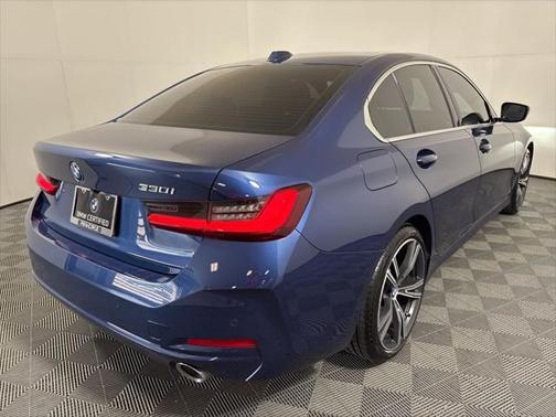 2024 BMW 330 i