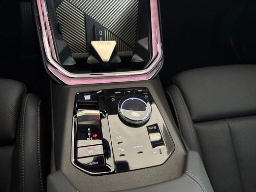 Mineral White Metallic 2025 BMW X3 30 xDrive
