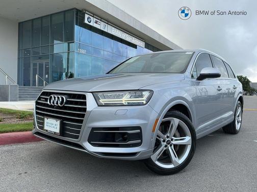 Silver Metallic 2019 Audi Q7 55 Prestige