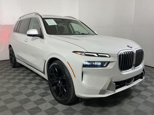 2023 BMW X7 xDrive40i