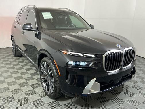 2025 BMW X7 xDrive40i