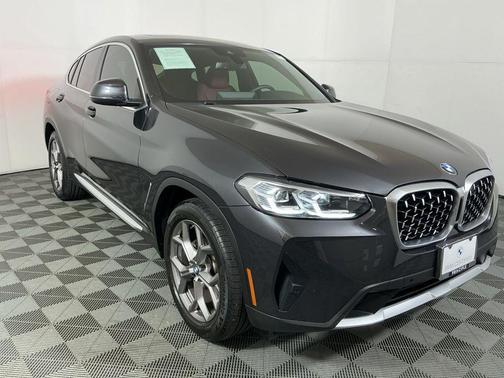 2023 BMW X4 xDrive30i