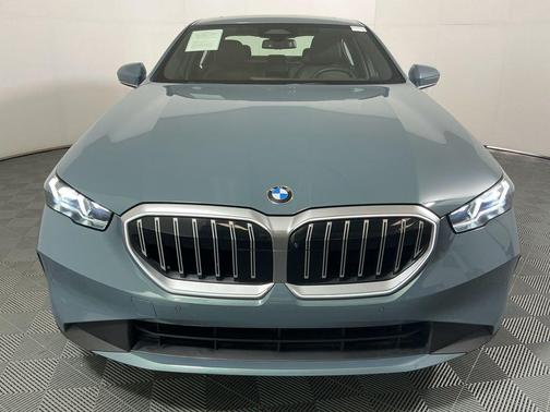2024 BMW 530 xDrive