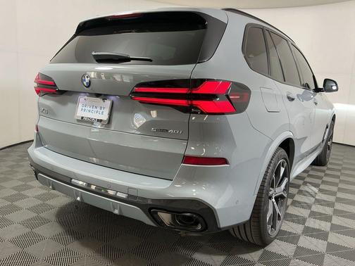 2026 BMW X5 sDrive40i