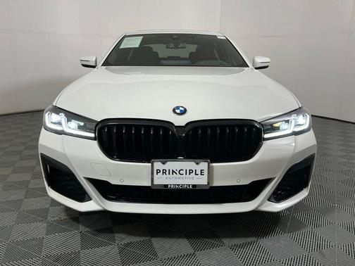 Alpine White 2021 BMW 530 xDrive