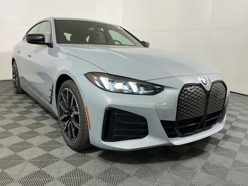 Brooklyn Grey Metallic 2026 BMW i4 Gran Coupe eDrive40