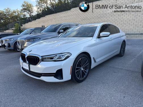2021 BMW 540 540i