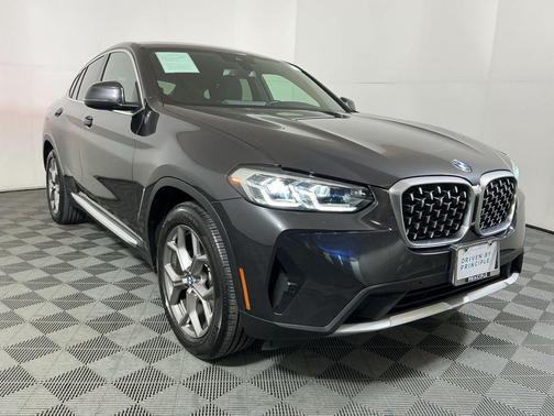 2022 BMW X4 xDrive30i