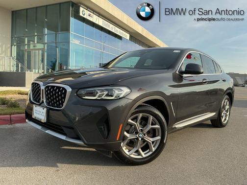 2022 BMW X4 xDrive30i
